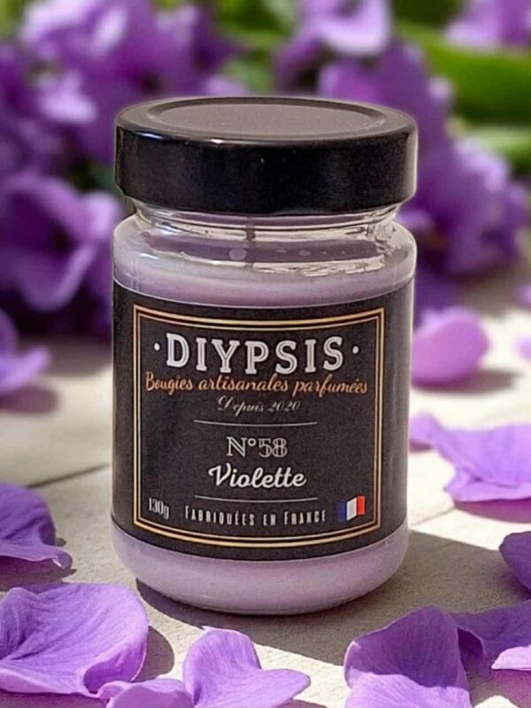 58. Violette